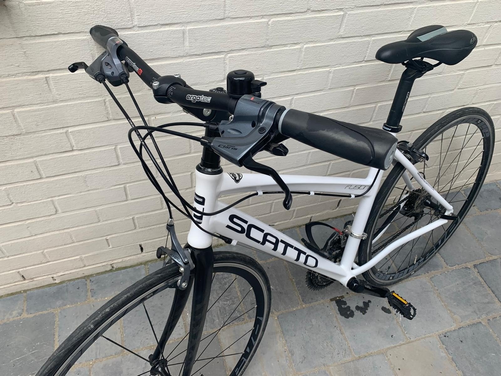Station Fusion- racefietsen wit/zwart, Vélos & Vélomoteurs, Autres marques, 10 à 15 vitesses, Comme neuf, Enlèvement