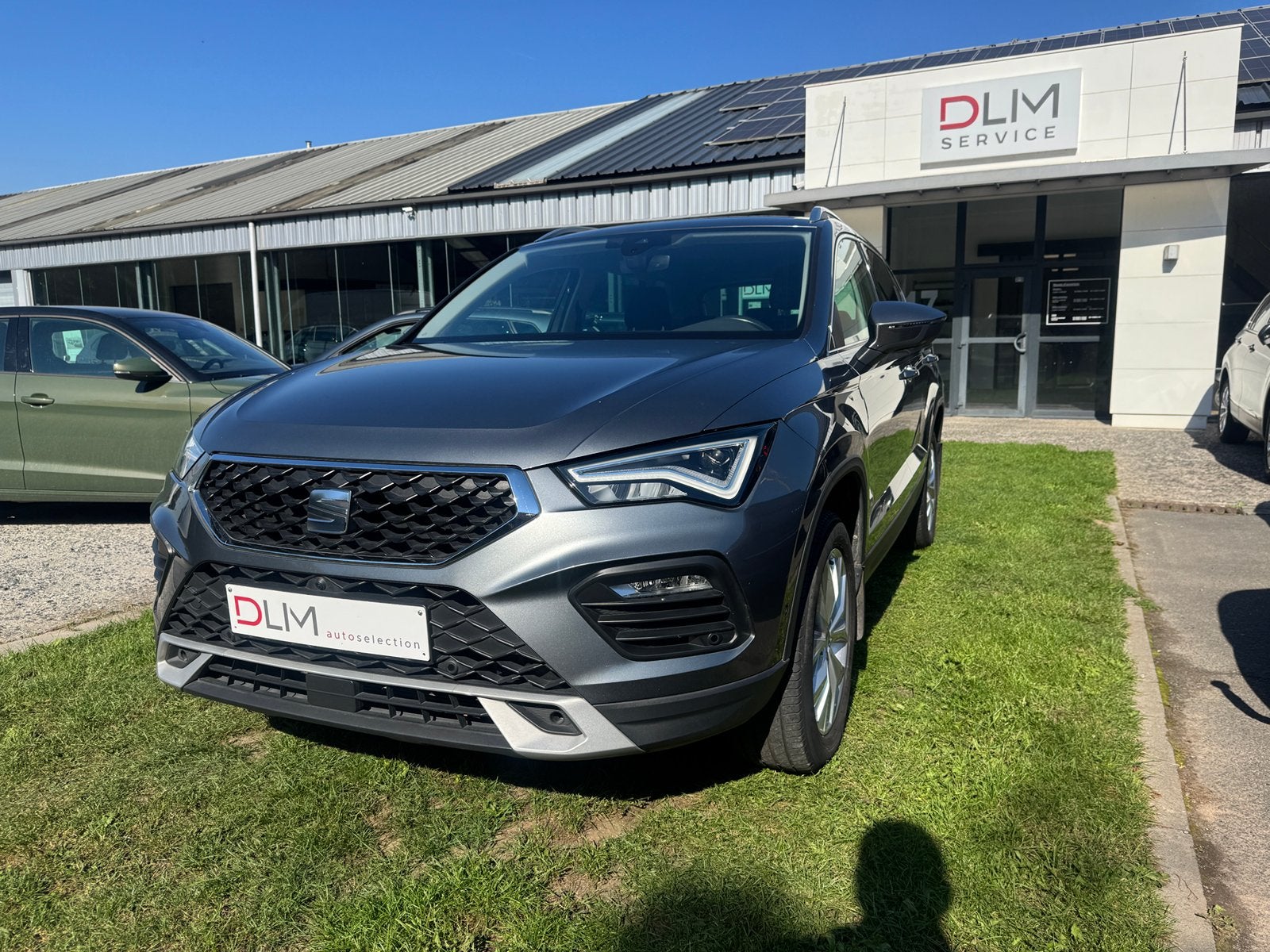 Seat Ateca Style 05/22 1.5TSI DSG 32.000 km, Auto's, Dealer onderhouden, 4 cilinders, Bedrijf, 5 zetels