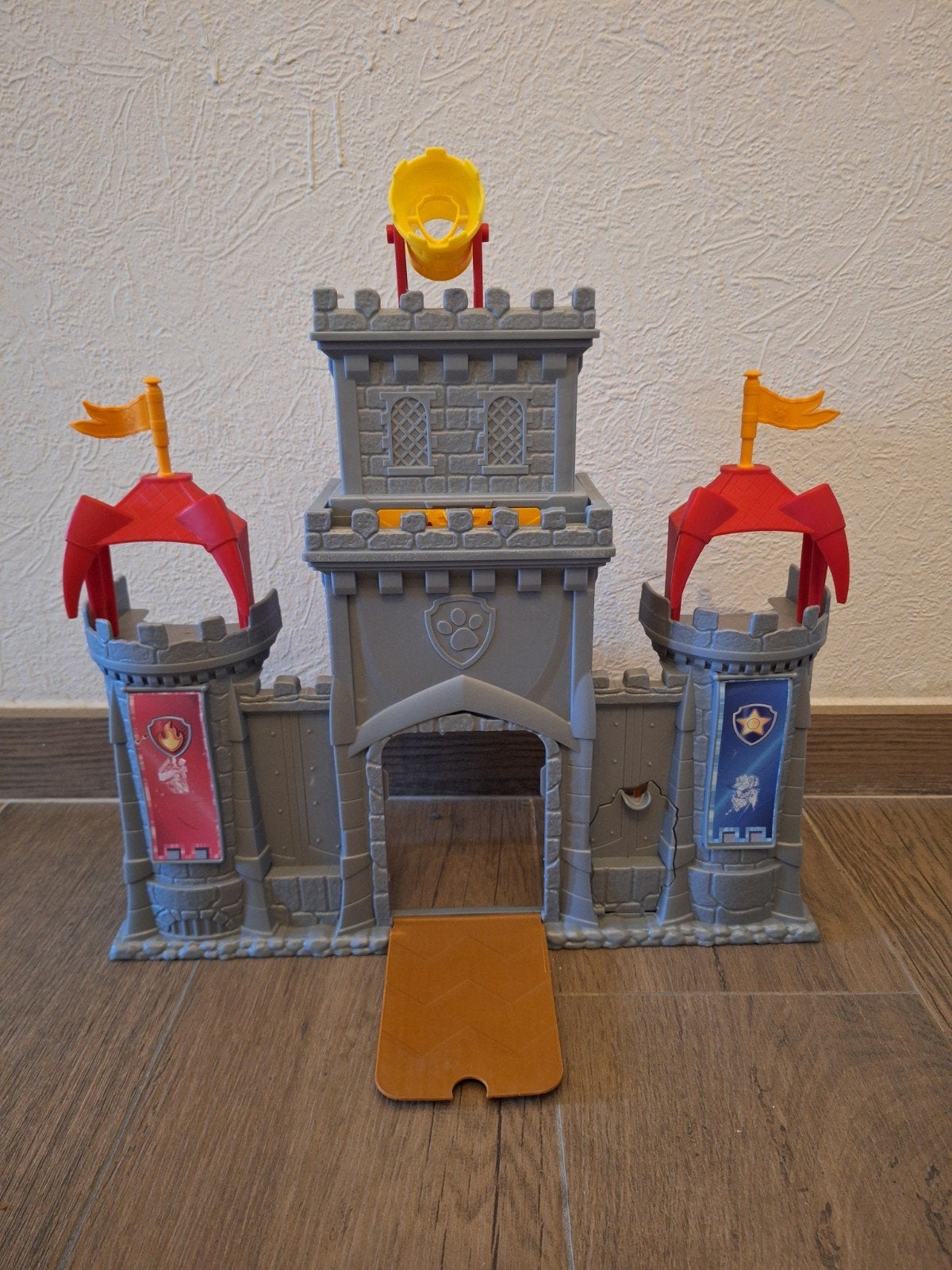 paw patrol kasteel, Ophalen