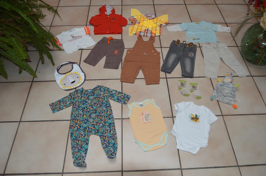 Kledingset voor babyjongens T68: jeans, pyjama,.. Heel goed, Kinderen en Baby's, Babykleding | Maat 68, Zo goed als nieuw, Jongetje
