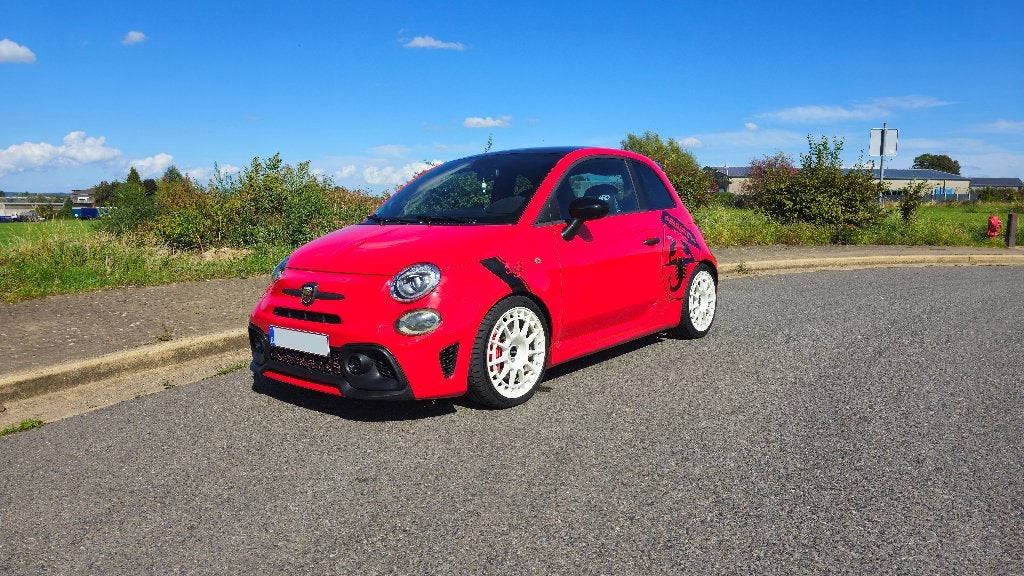 Abarth 595 Competizione, Autos, Abarth, Particulier, ABS, Airbags, Air conditionné, Climatisation automatique, Bluetooth, Ordinateur de bord