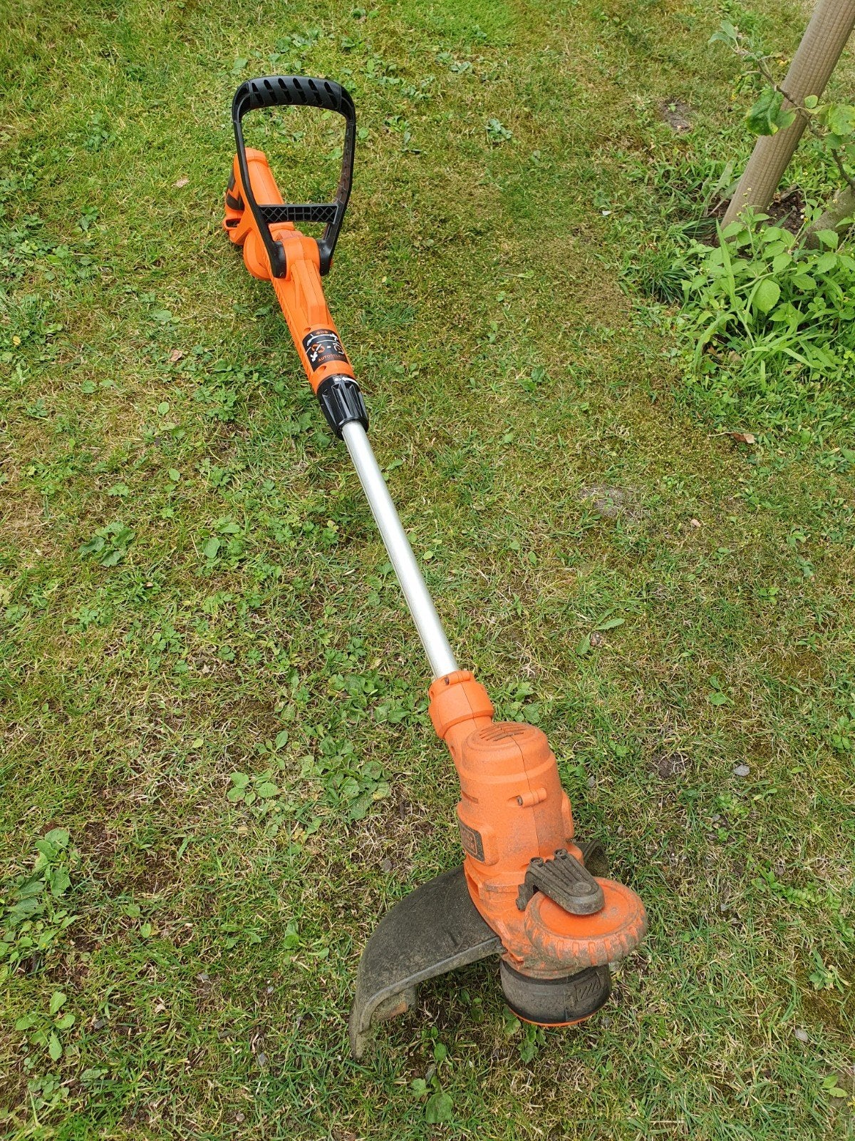 Black & Decker grastrimmer, Ophalen