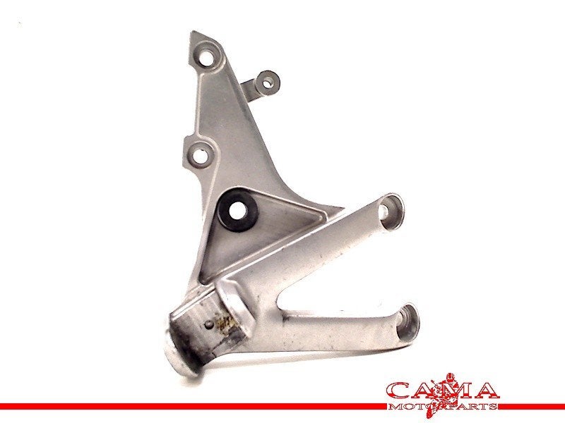 REPOSE PIEDS AVANT DROIT Honda, Motos, Dhr. S. di Majo, Utilisé, Info@cama-motorparts.nl, P.J. Troelstraweg 8 8
3144 CX  MAASSLUIS, NL