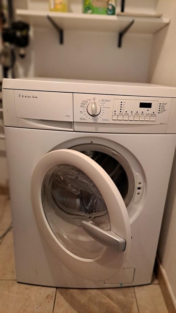 Machine à laver   (Marque : Electrolux), Electroménager