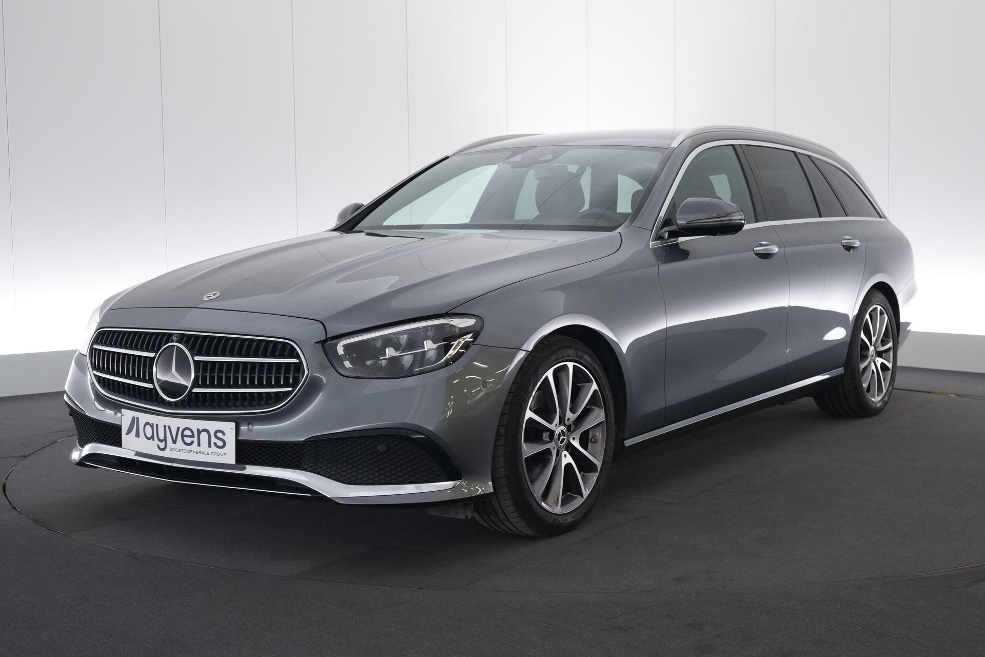 (2CEM221) MERCEDES-BENZ E-CLASS BREAK, Auto's, Automaat, Achterwielaandrijving, Euro 6, Leder