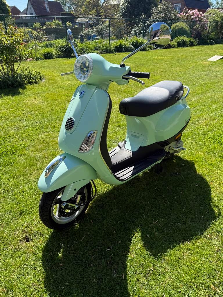 Mooie Vespa lx50 4T - mintgroen - groot onderhoud gehad, Fietsen en Brommers, Ophalen, Gebruikt, Benzine, Vespa