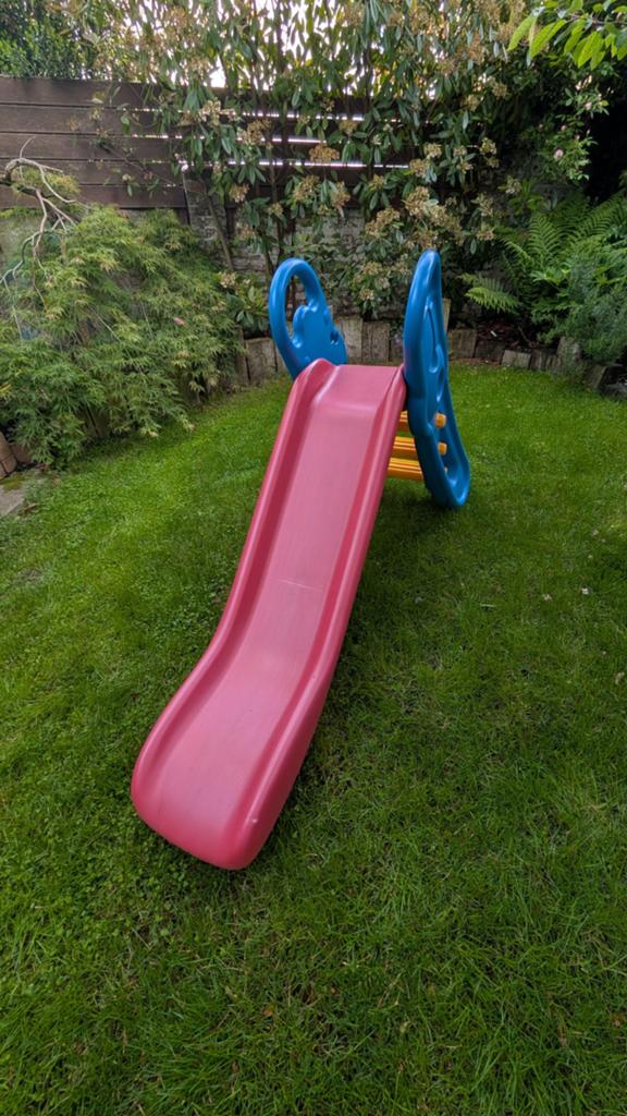 Superbe Toboggan Bébé - État Nickel / Prêt pour l'été ! ️, Toboggan
