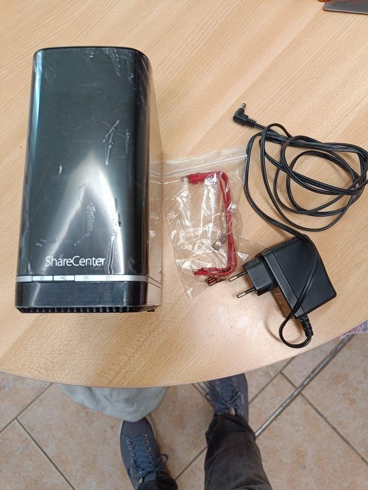 NAS 2 Baies d-link ShareCenter, Enlèvement ou Envoi, Utilisé