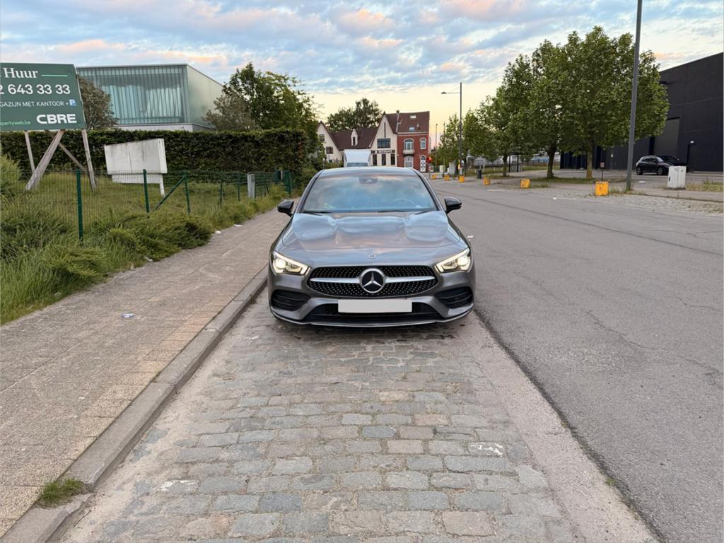 MERCEDES CLA 180 AMG LINE 2019 – FULL LED – CARPLAY – CAMÉRA, Auto's, Mercedes-Benz, Particulier, CLA, ABS, Achteruitrijcamera