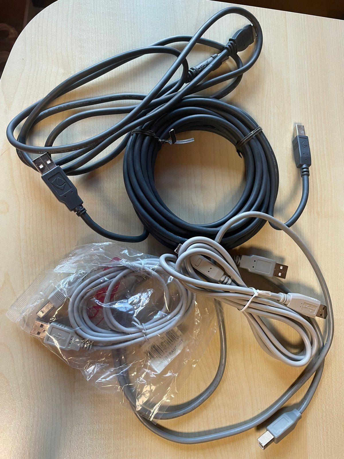 5 USB printerkabels, Informatique & Logiciels, Pc & Câble réseau, Enlèvement ou Envoi, Comme neuf