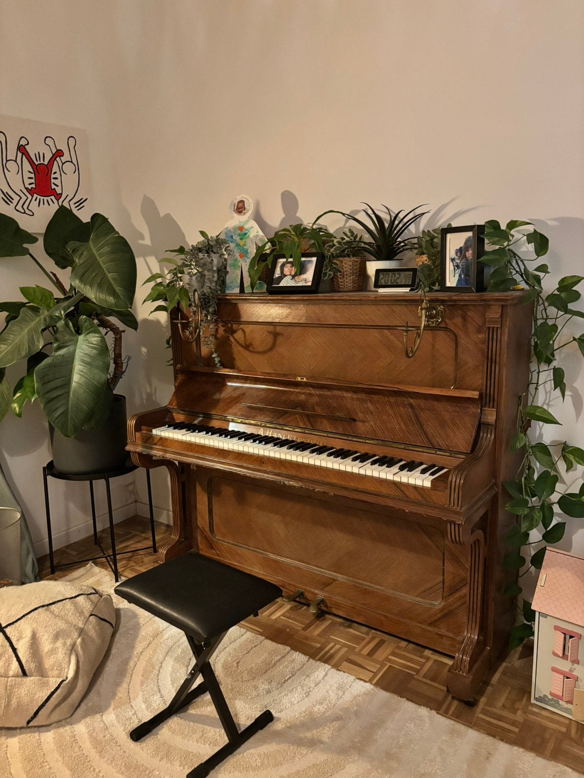 Prachtige piano plus stoeltje, Ophalen, Zo goed als nieuw, Piano