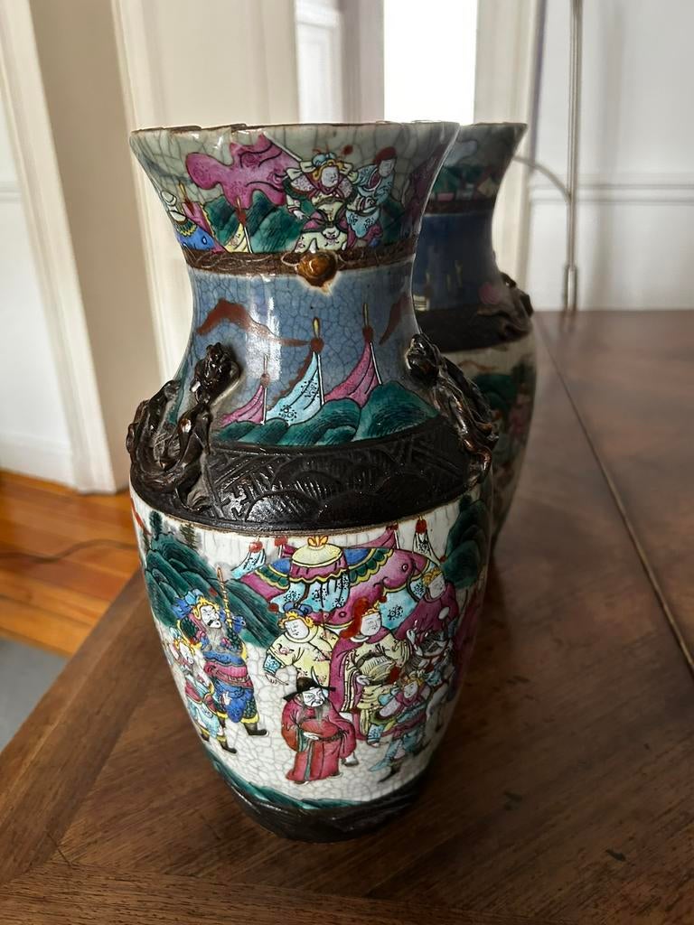 Vases chinois anciens vendus à deux, Enlèvement