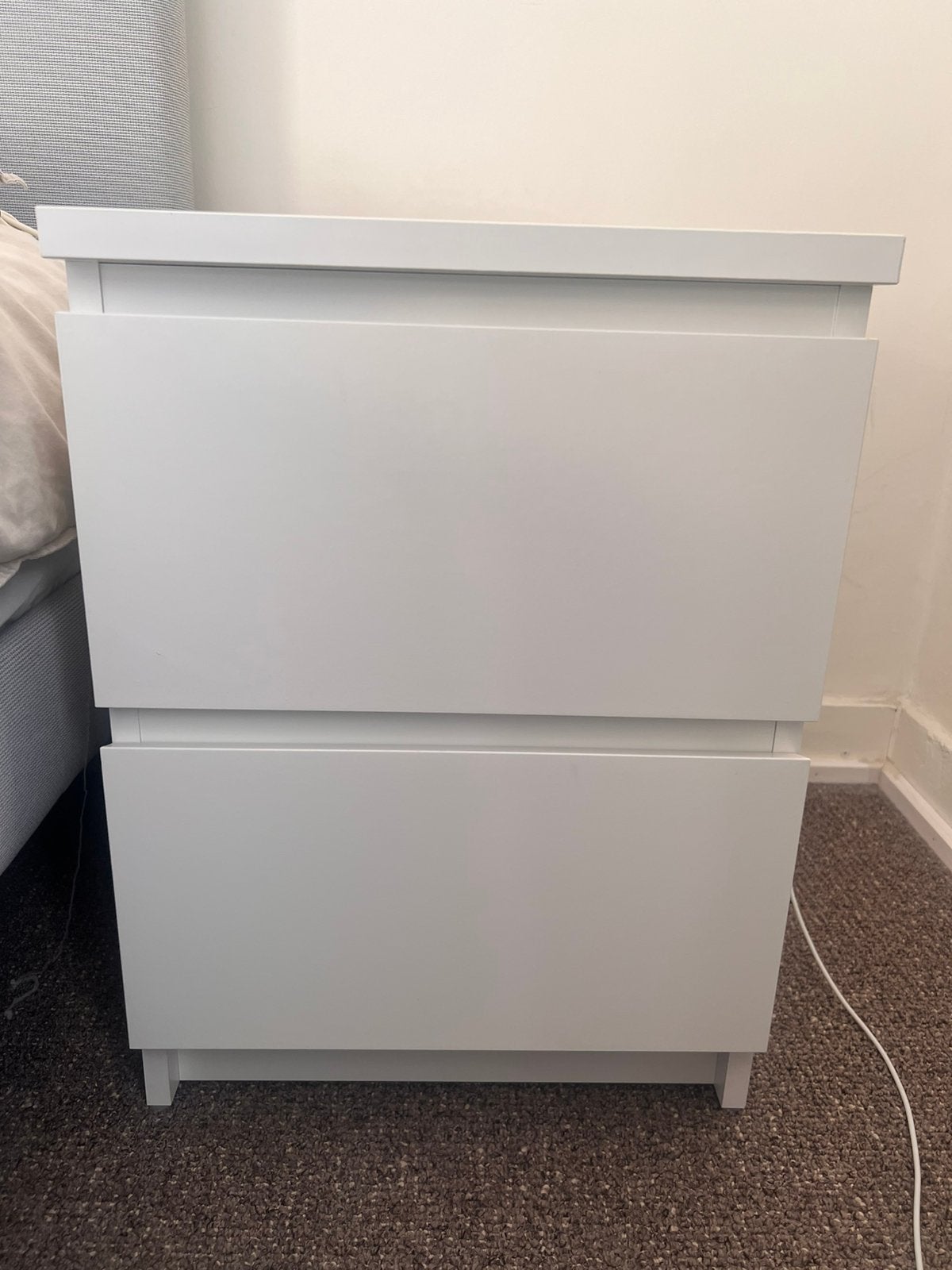 Tables de chevet Ikea Malm blanches, Enlèvement, Comme neuf