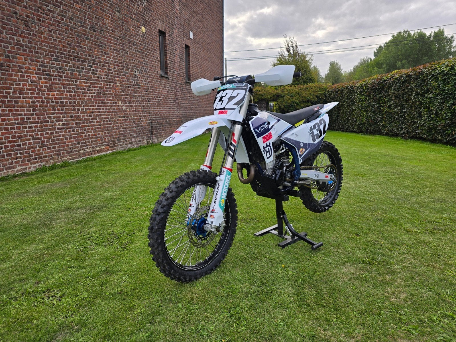 Husqvarna FC 350 – 2025 – 13 uur – zeer nette staat, Autres marques, 350 cm³, 5 vitesses, Comme neuf