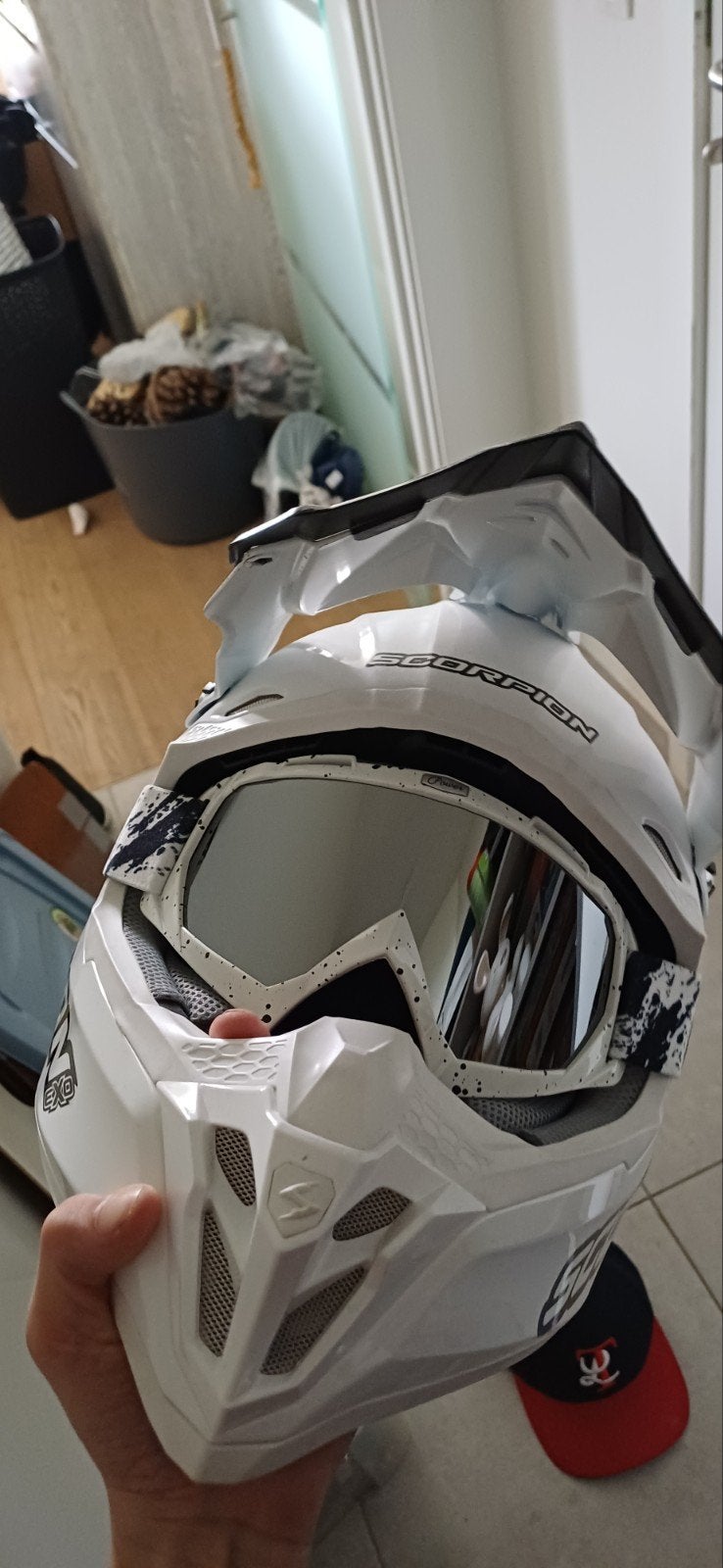 Scorpion exo motorhelm maat small, Motoren, Kleding | Motorhelmen, Ophalen