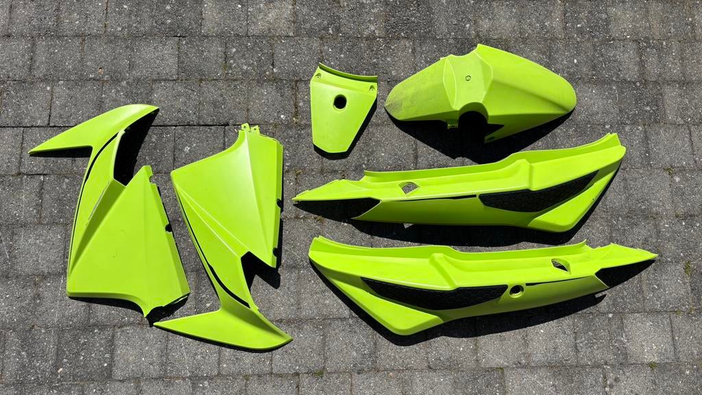Volledig set Kappen voor kymco super 8, Vélos & Vélomoteurs, Enlèvement, Utilisé
