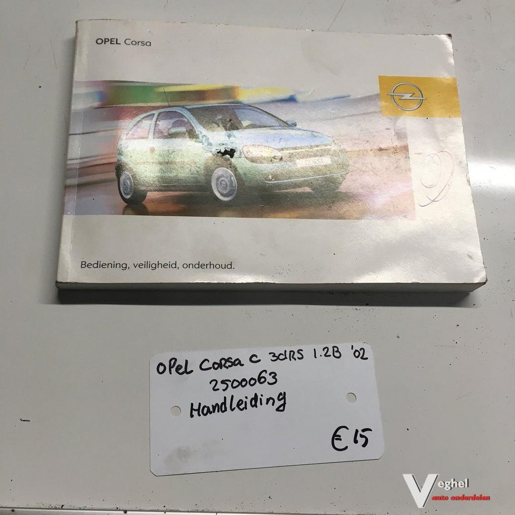 Opel Corsa C 1.2B 3 drs 2002 Wagennr 2500063   Instructieboe, Enlèvement ou Envoi