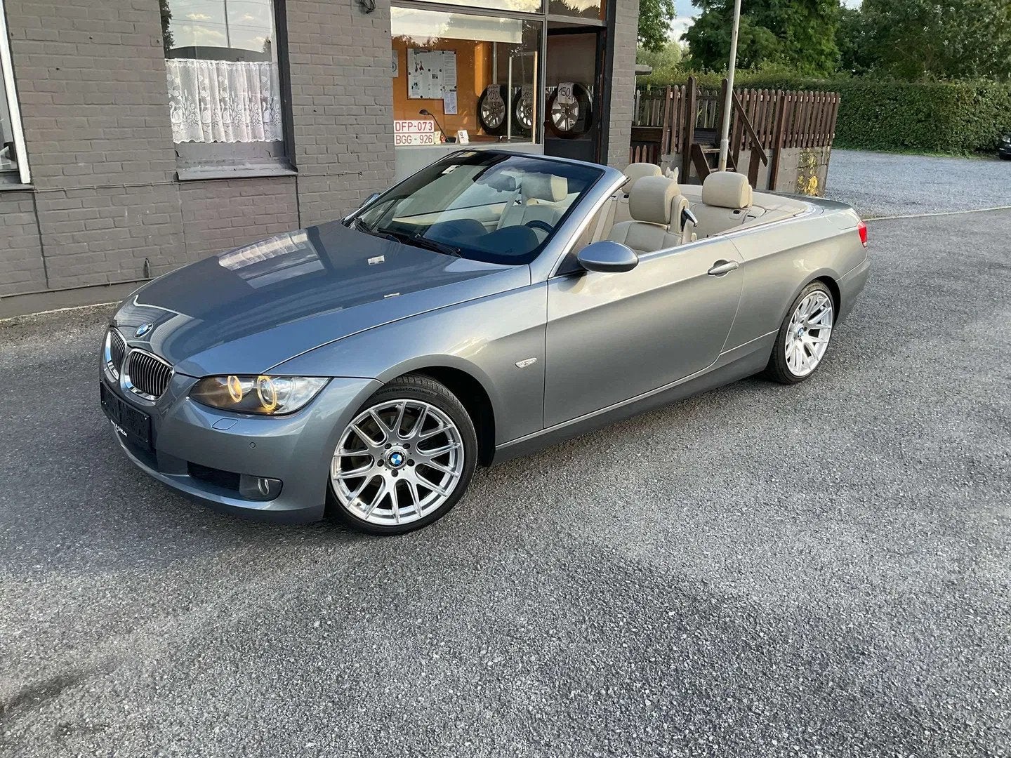 BMW 3 Serie VERKOCHT-VENDU-SOLD! (bj 2007, automaat), Auto's, Automaat, 4 zetels, Cabriolet, Bedrijf