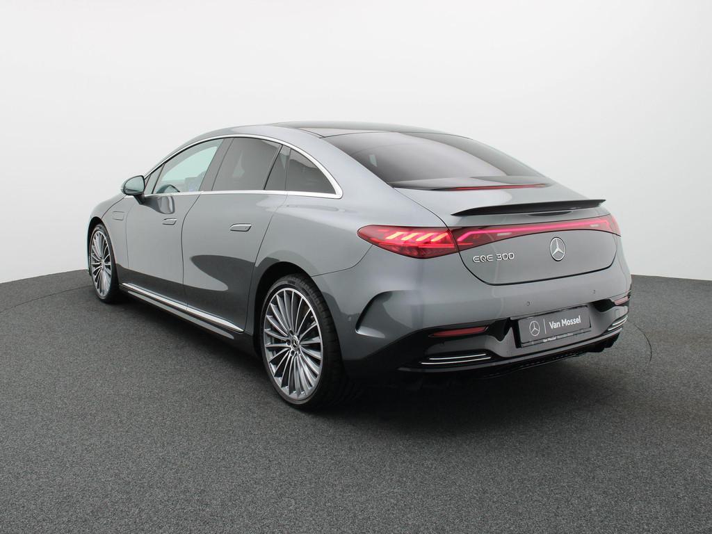 Mercedes-Benz EQE 300 AMG Line + AIRMATIC + PANORAMISCH DAK, Autos, Mercedes-Benz, Argent ou Gris, Achat, Entretenue par le concessionnaire