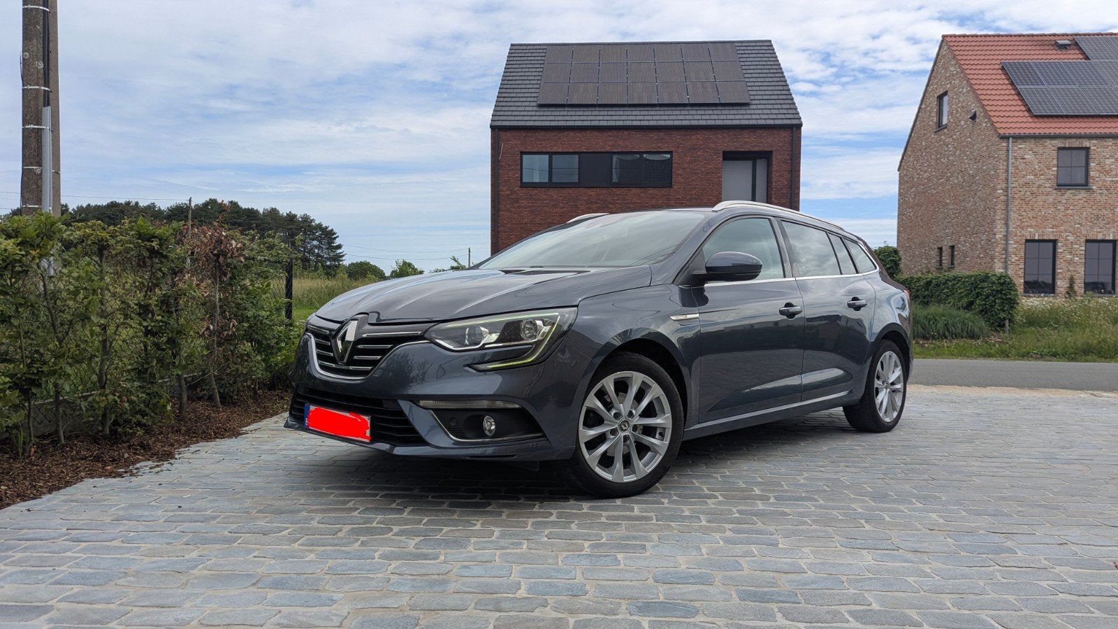 Renault Megane Grandtour (Break) Intense Energy TCe 130, Auto's, Renault, Particulier, Mégane, Bluetooth, Cruise Control, Parkeercamera