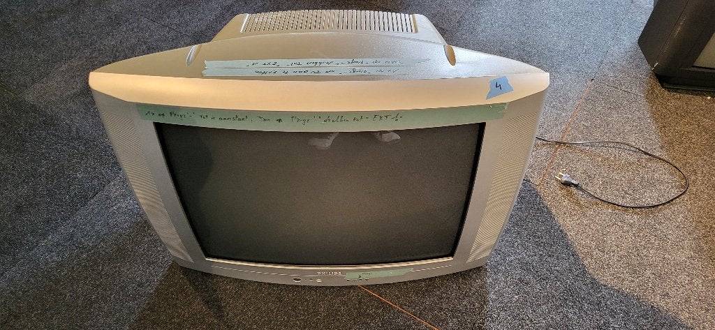 TV analogique rétro 4, Enlèvement, Audio et Vidéo
