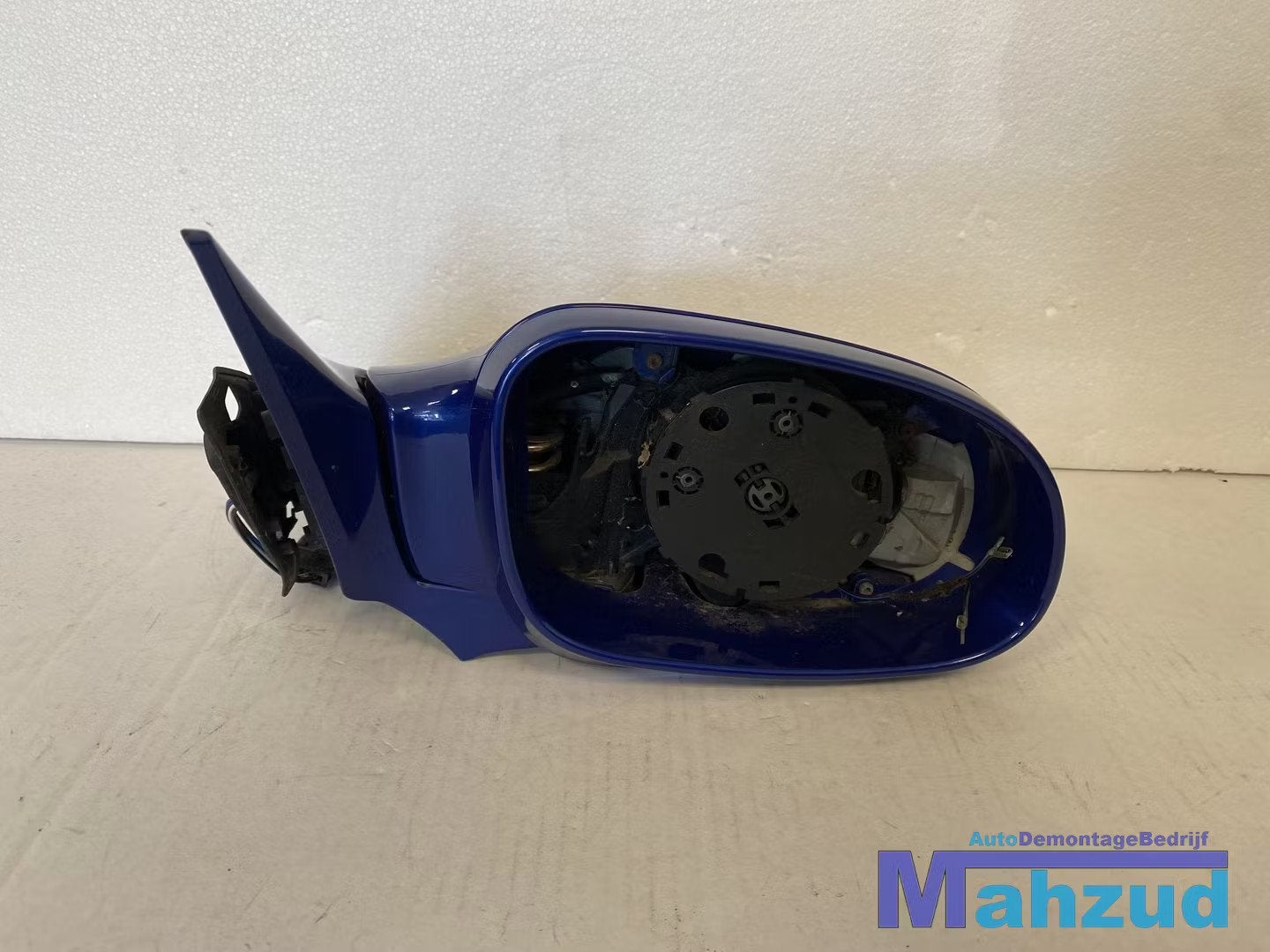 MERCEDES SLK R170 Rechts blauw spiegel met knipperlicht, Auto-onderdelen, Gebruikt, Mercedes-Benz AG, Mercedes-Benz, Mercedesstrasse 120
70372  Stuttgart, DE