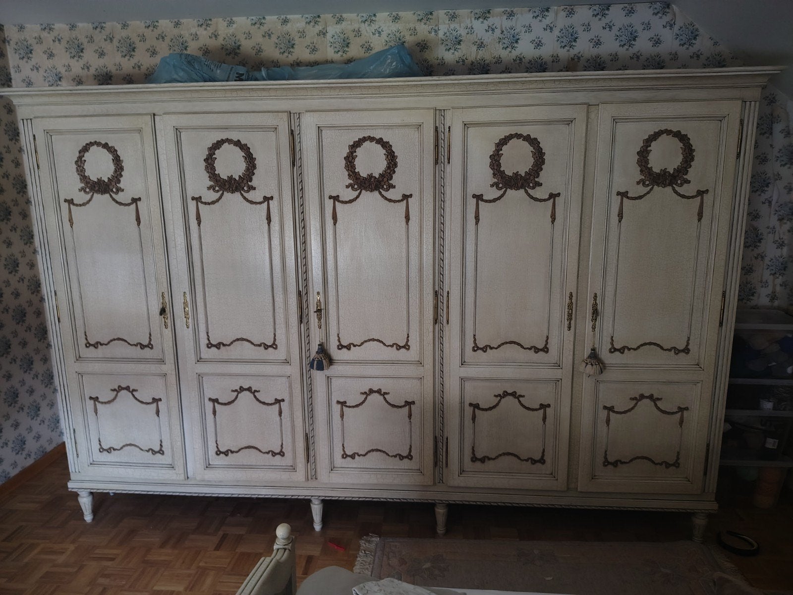Slaapkamer retro, Ophalen