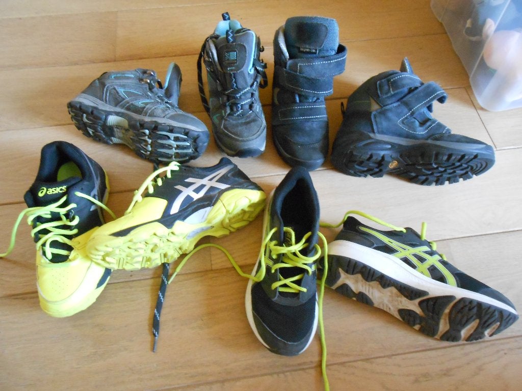 Baskets Asics OU bottines de marche Karrimor OU Berghen P36, Garçon ou Fille, Enlèvement, Utilisé, Chaussures