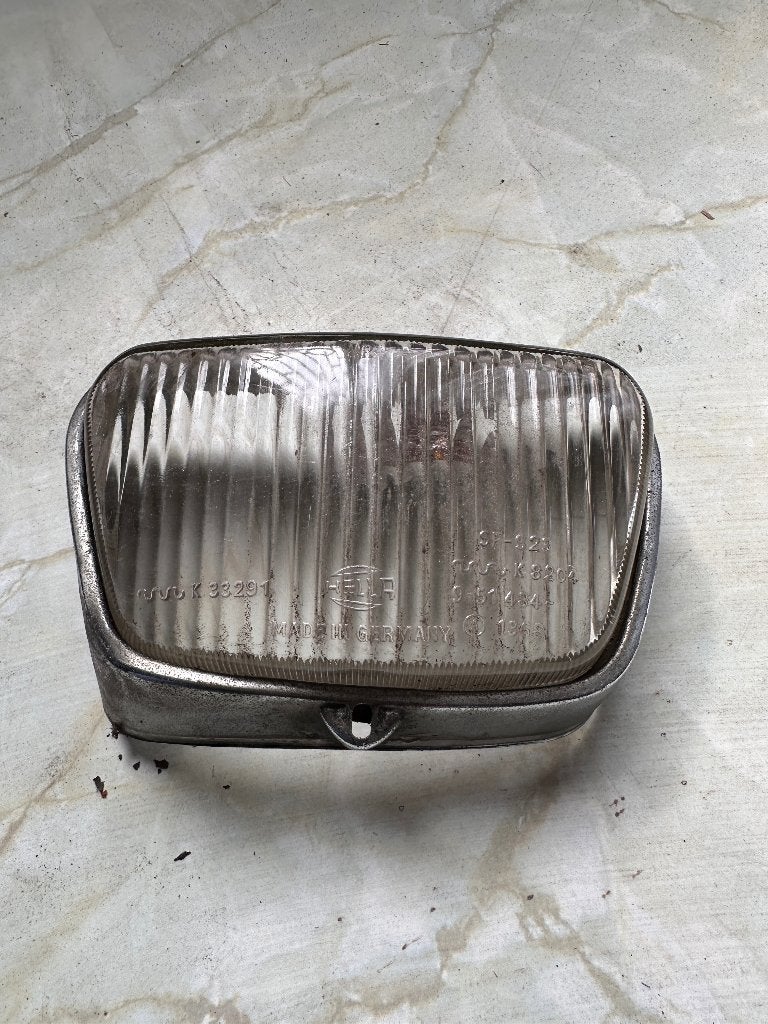 Mercedes W110, feu antibrouillard droit, Enlèvement ou Envoi, Mercedes-Benz