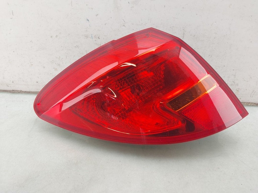 FEU ARRIÈRE GAUCHE Opel Meriva (B) (|13434859|13435489|), Opel, Opel Automobile GmbH, Utilisé, Kontakt-opel@opel.com