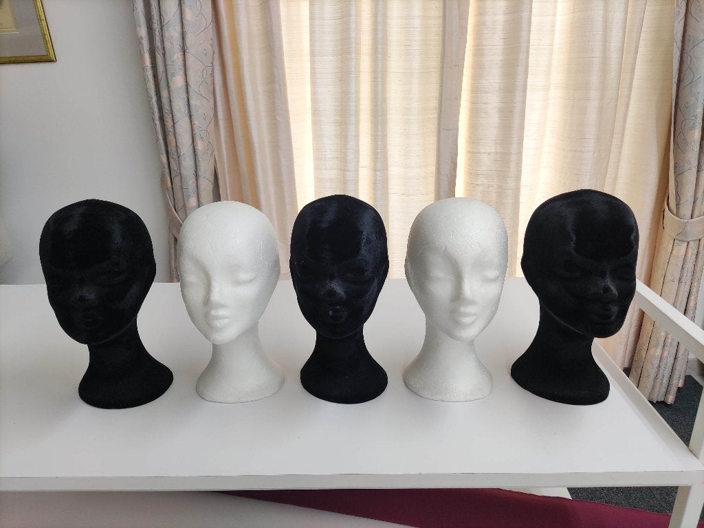 5 mannequinhoofden, Ophalen