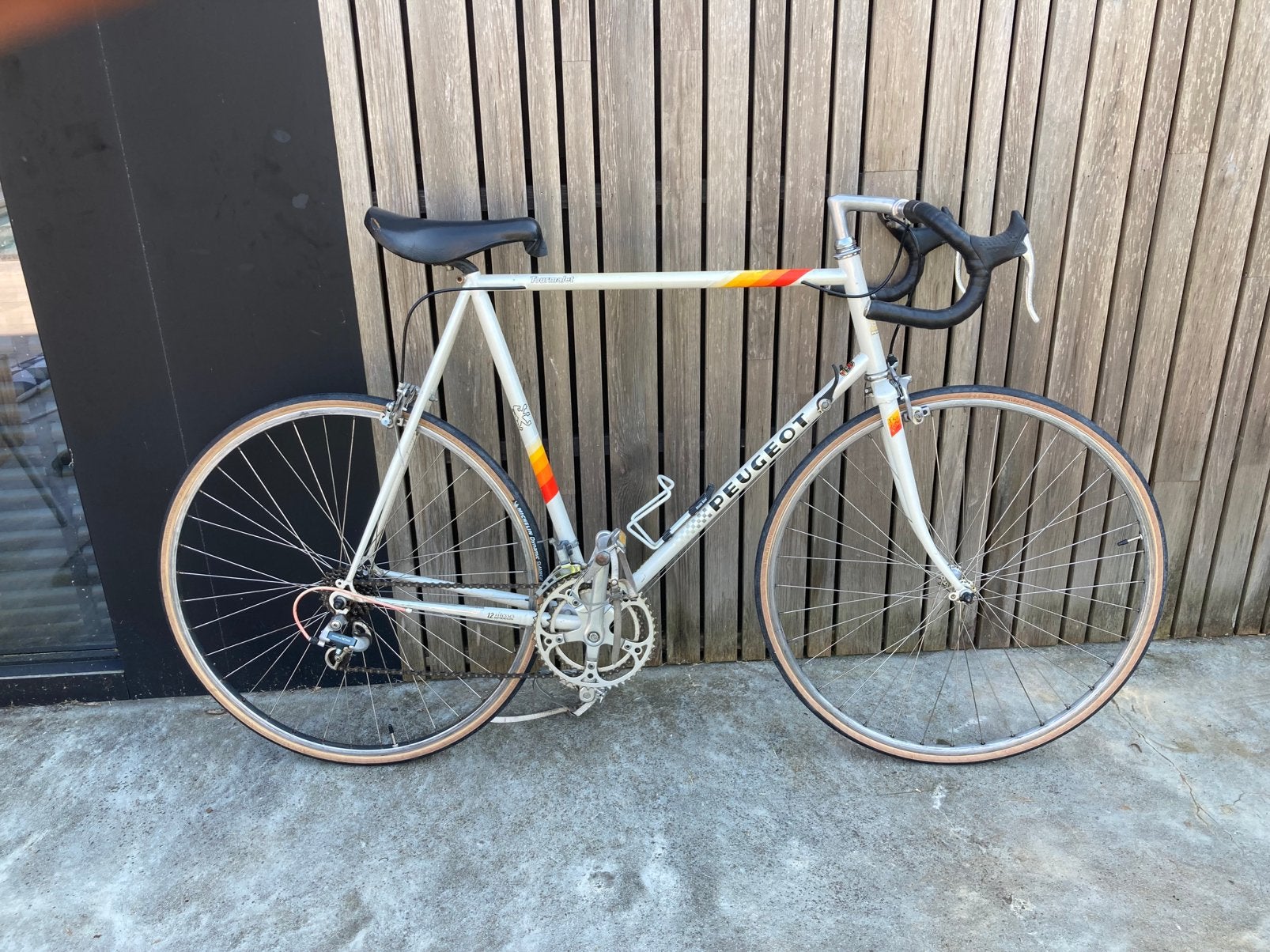 Tourmalet Peugeot d'époque. Pneus neufs, Vélos & Vélomoteurs, Vélos | Vélos de course, Enlèvement, Comme neuf