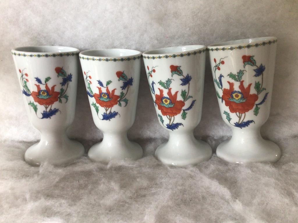 Porcelaine de Paris. 4 bekers met klaprozen. Décor Pavot, Ophalen of Verzenden