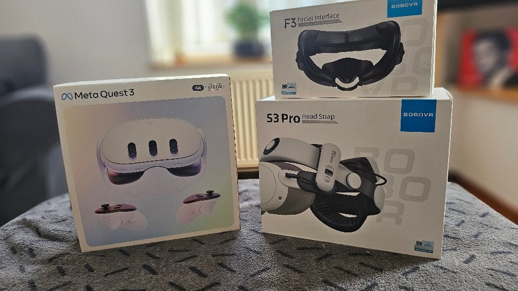 Casque VR Meta Quest 3 + BOBOVR S3 Pro + BOBOVR F3 + Valise, Consoles de jeu & Jeux vidéo, Virtual Reality, Enlèvement ou Envoi