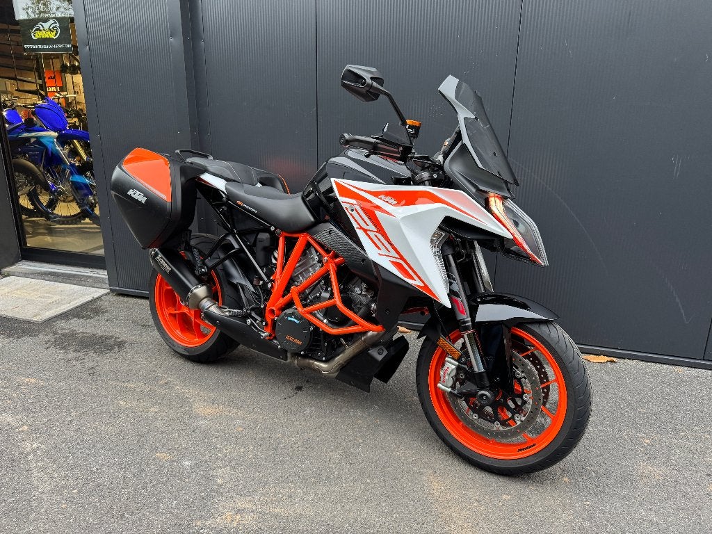 KTM - 1290 SUPER DUKE GT, Traction Control, 2 cilinders, Occasion, Motorrijbewijs A