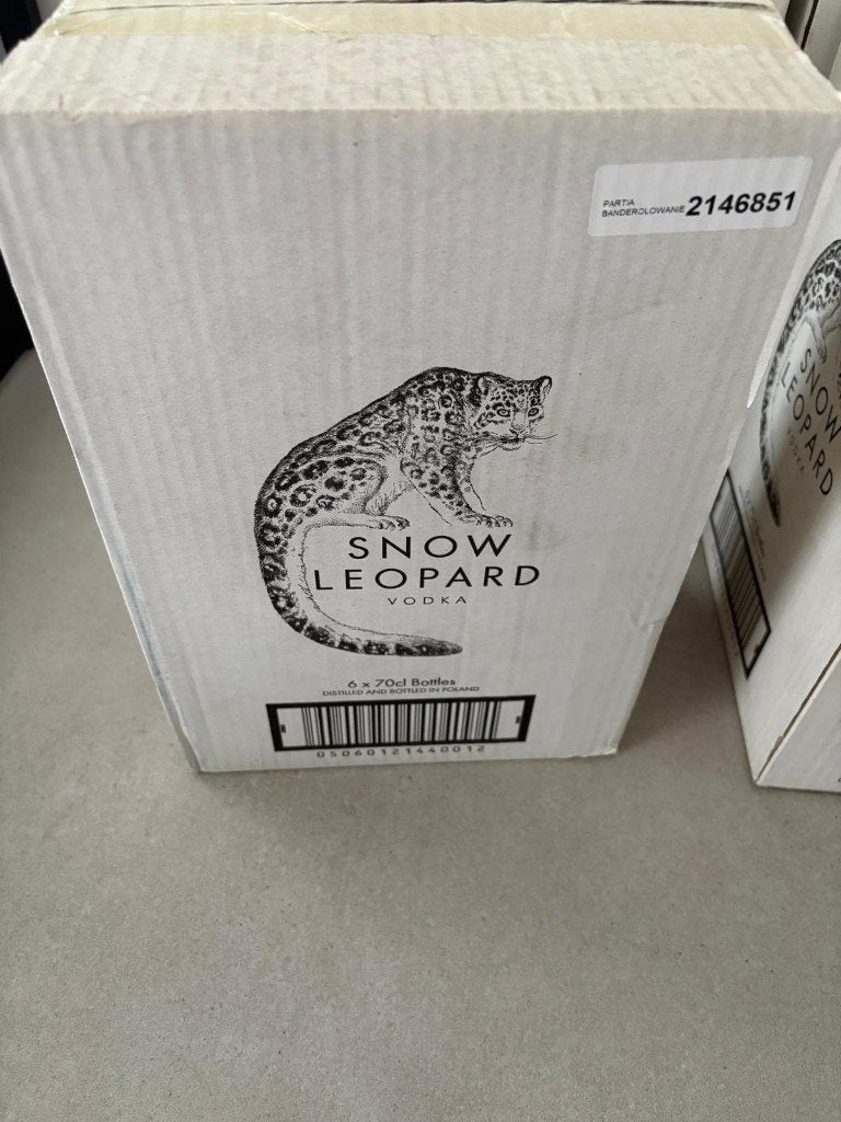 Vodka Snow Leopard (3 boîtes disponibles), Collections, Enlèvement, Neuf, Autres régions, Autres types