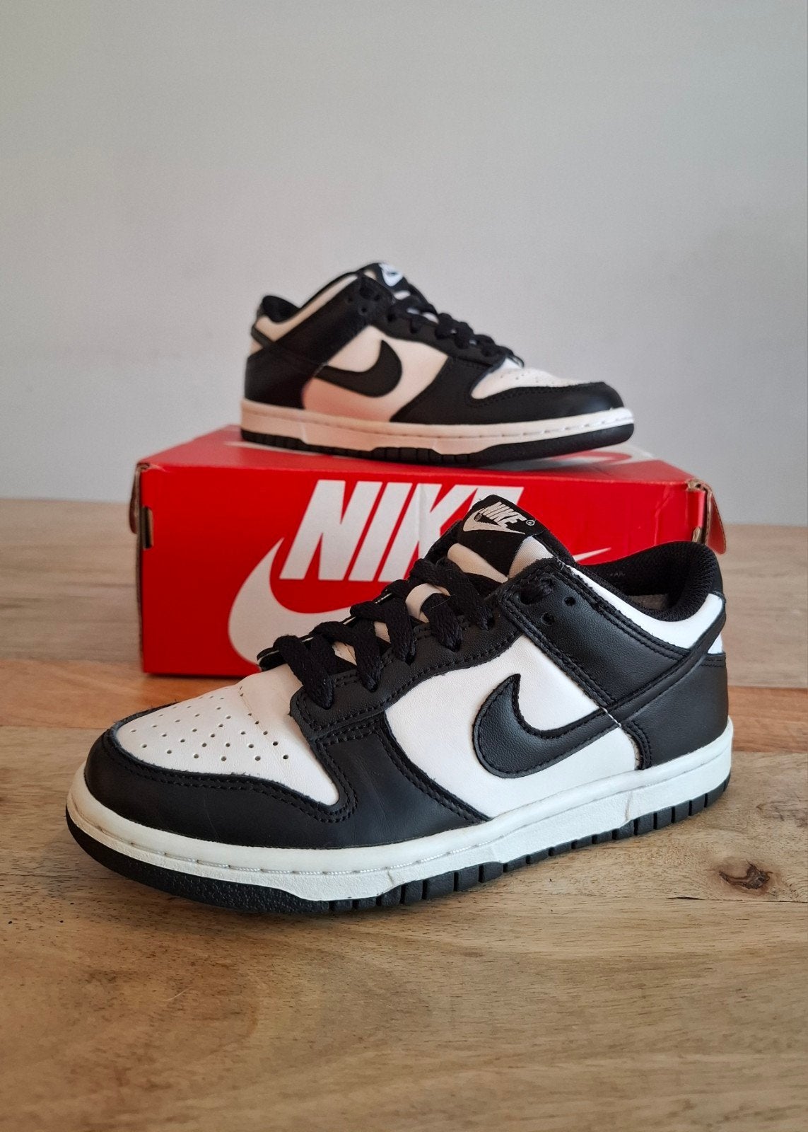 Nike Dunk Low 'Panda' Noir Blanc — Taille 36 — Avec boîte, Enlèvement ou Envoi, Sneakers et Baskets, Nike, Comme neuf