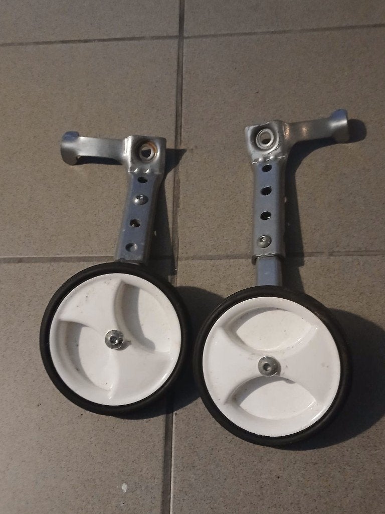 Zijwieltjes kinderfiets, Ophalen, Gebruikt, Zijwieltjes