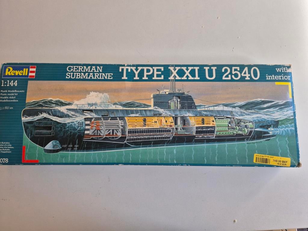 Revell duikboot type XXi u modelbouw, Ophalen of Verzenden, Revell