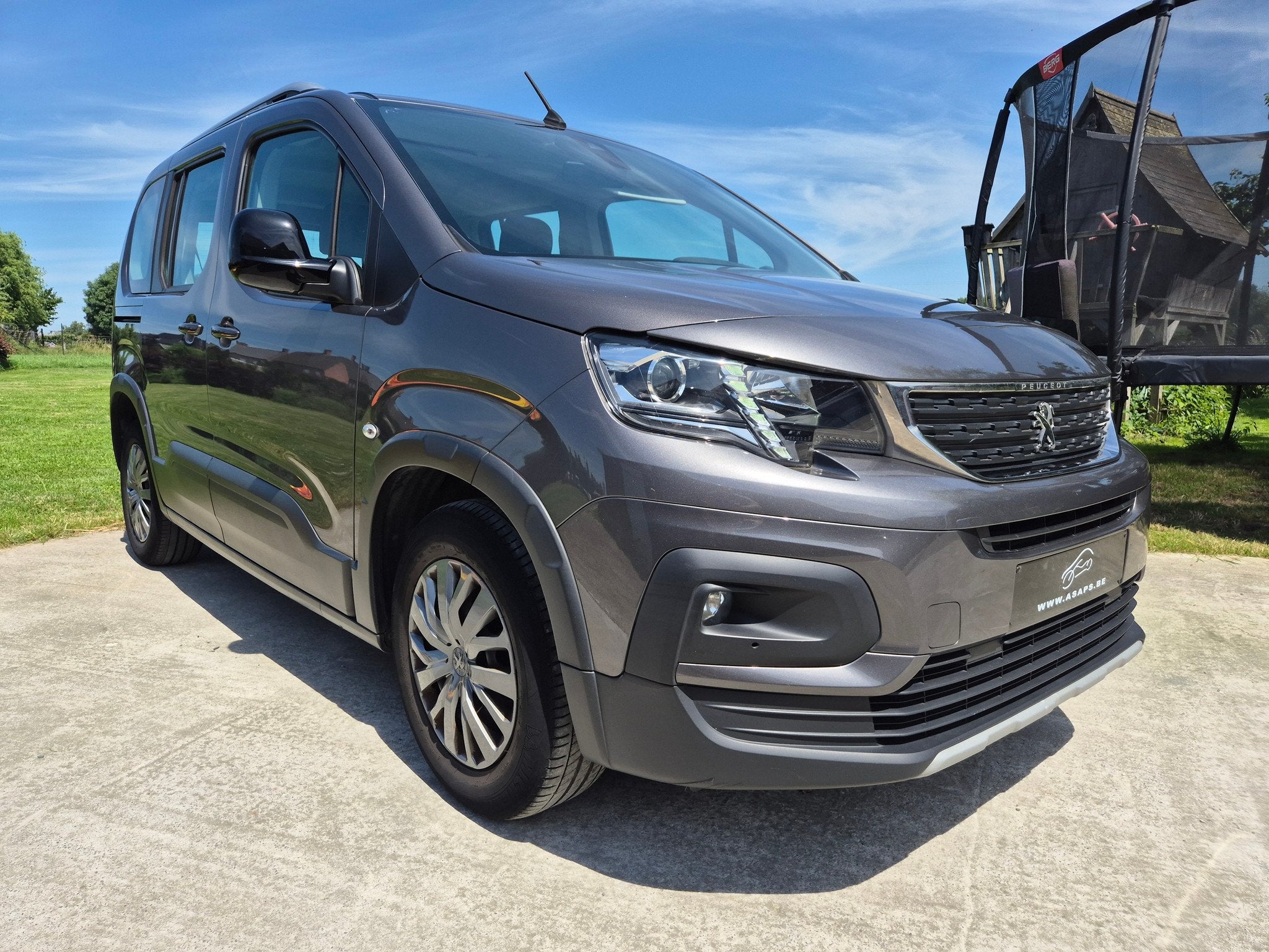 Peugeot Rifter *2022*1.2 benzine*CAMERA*NAVI*GARANTIE*, Autos, Argent ou Gris, Entreprise, 149 g/km, Noir