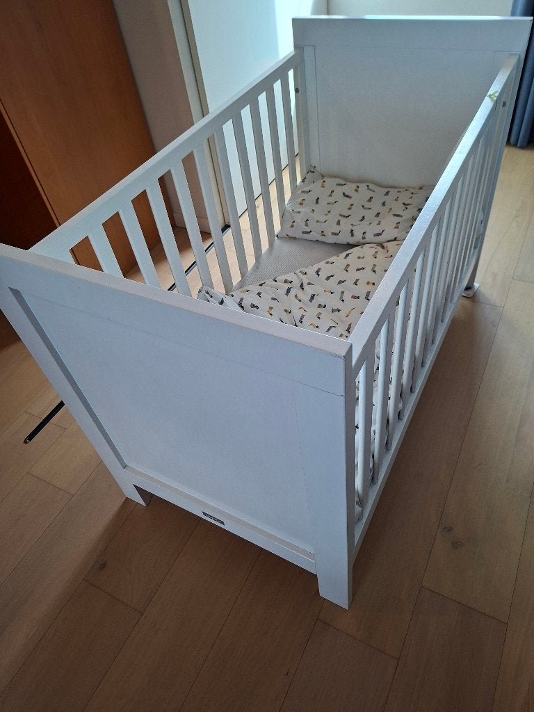 Babybed  Bopita + matras + AeroSleep 3D-matras & hoezen, Ophalen, Zo goed als nieuw, Ledikant