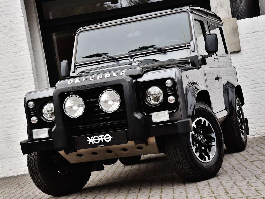 Land Rover Defender 90 ADVENTURE EDITION * FULL HISTORY *, Auto's, Land Rover, Gebruikt, 4 cilinders, 1887 kg, Leder