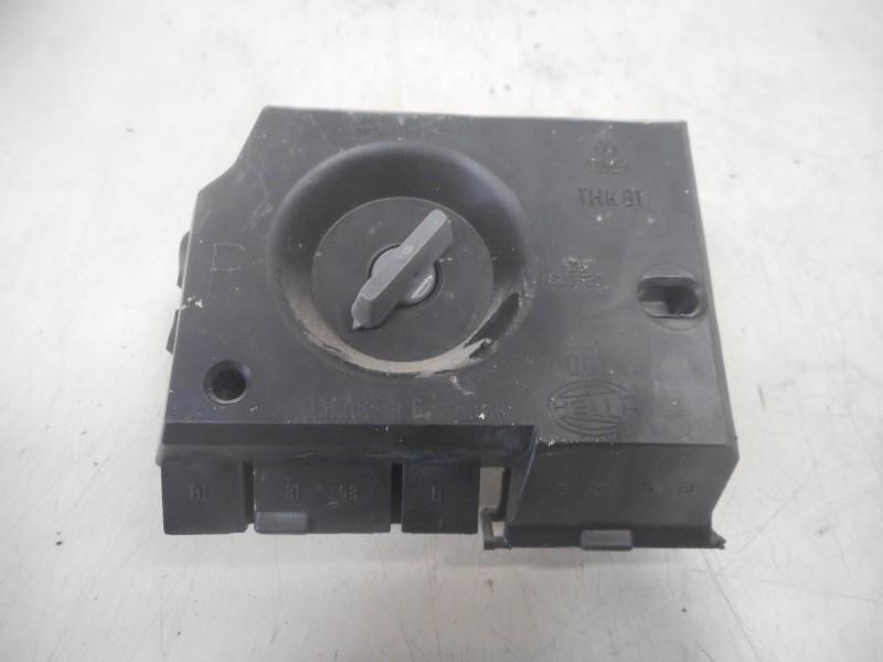 FITTING LAMPHOUDER Audi 100 Avant Quattro (C4), Gebruikt, Audi