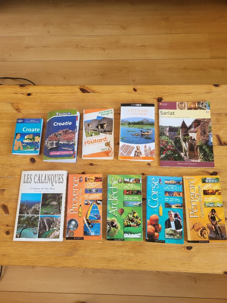 guides touristiques A DONNER, Boeken, Ophalen, Gelezen