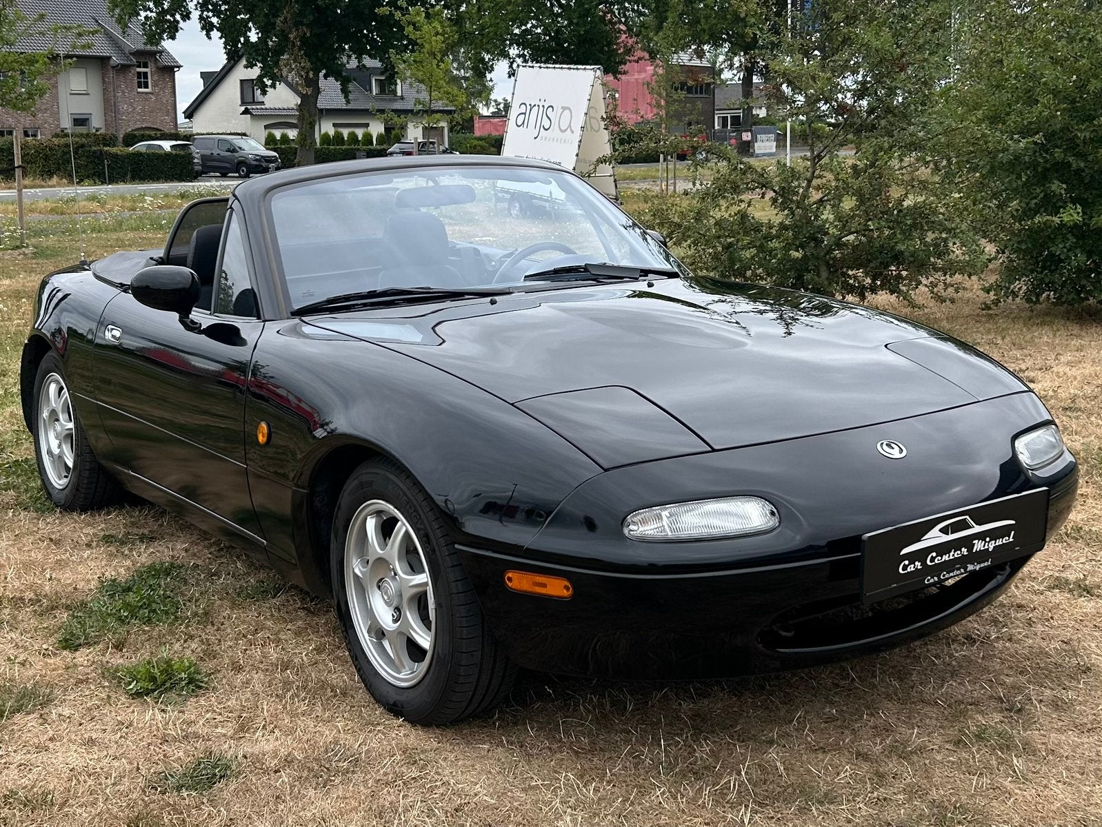 Mazda MX5 NA 1.6i //136.000km, Entreprise, Noir, 2 portes, Système audio