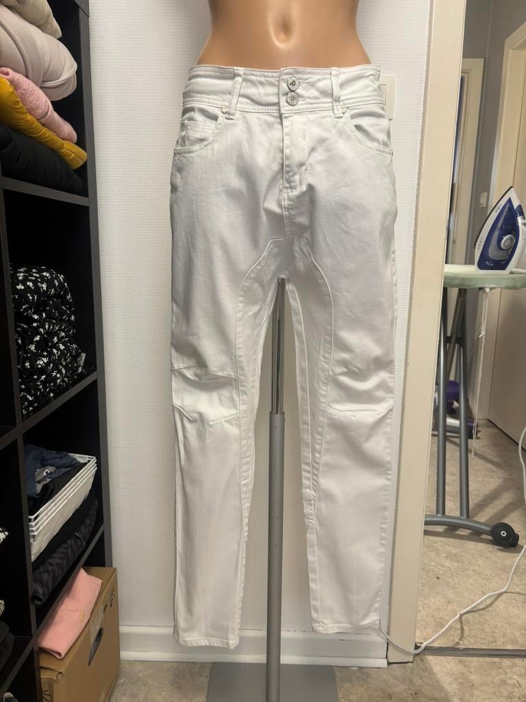 Pantalon blanc, Enlèvement ou Envoi, Taille 36 (S), Comme neuf, Longs