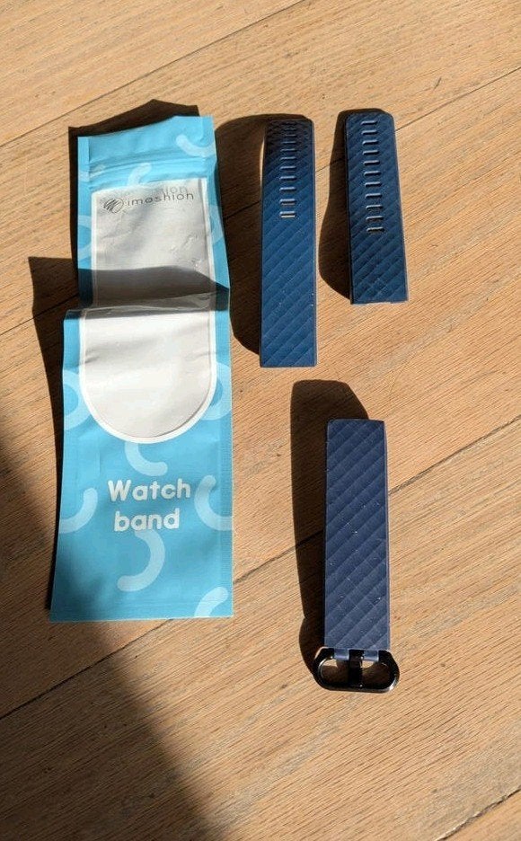 Fitbit Charge 4 horlogebandje, Handtassen en Accessoires, Ophalen of Verzenden, Zo goed als nieuw, Blauw, Fitbit