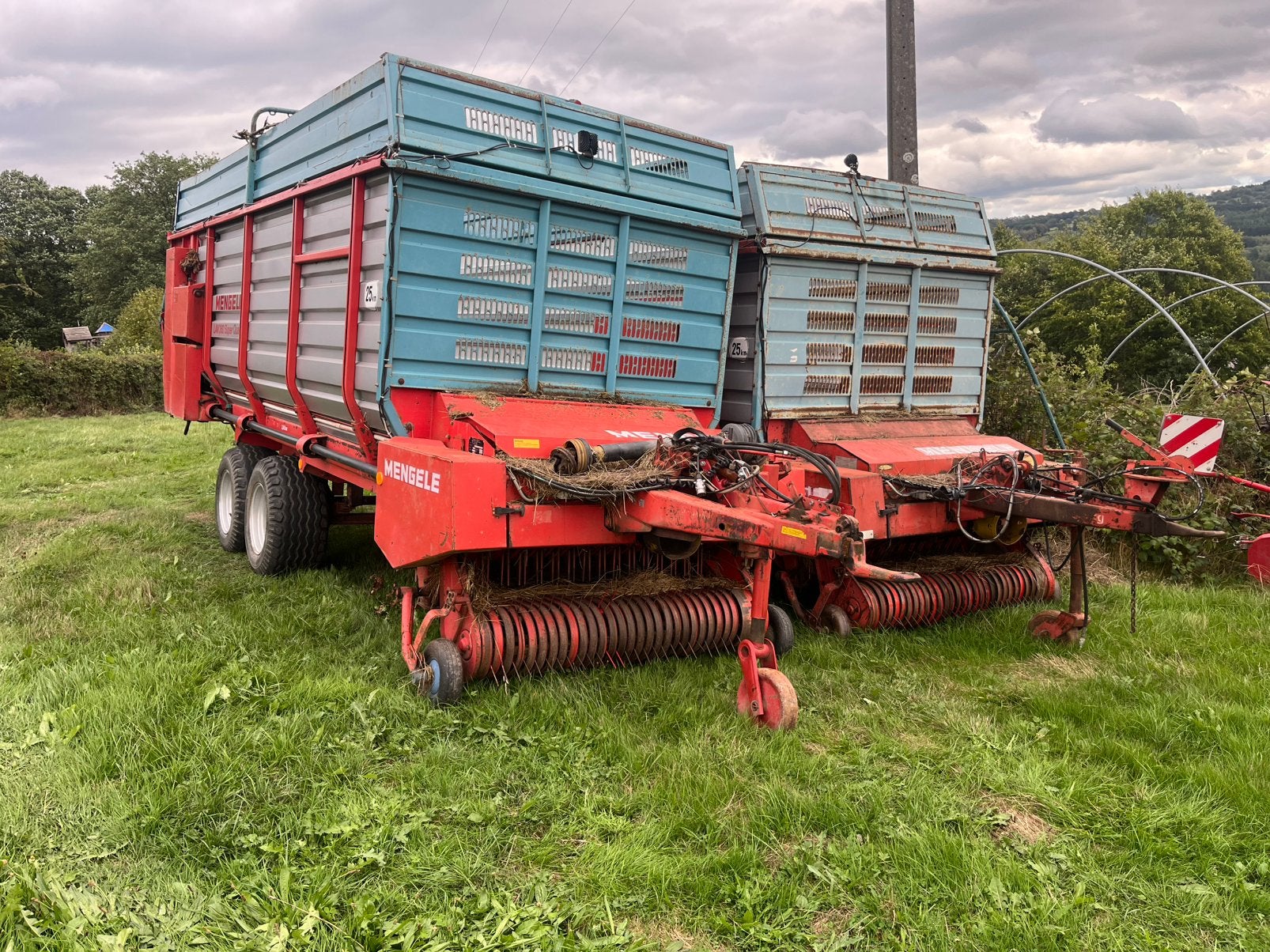 Autochargeuse mengele 360, Articles professionnels, Agriculture | Outils, Enlèvement