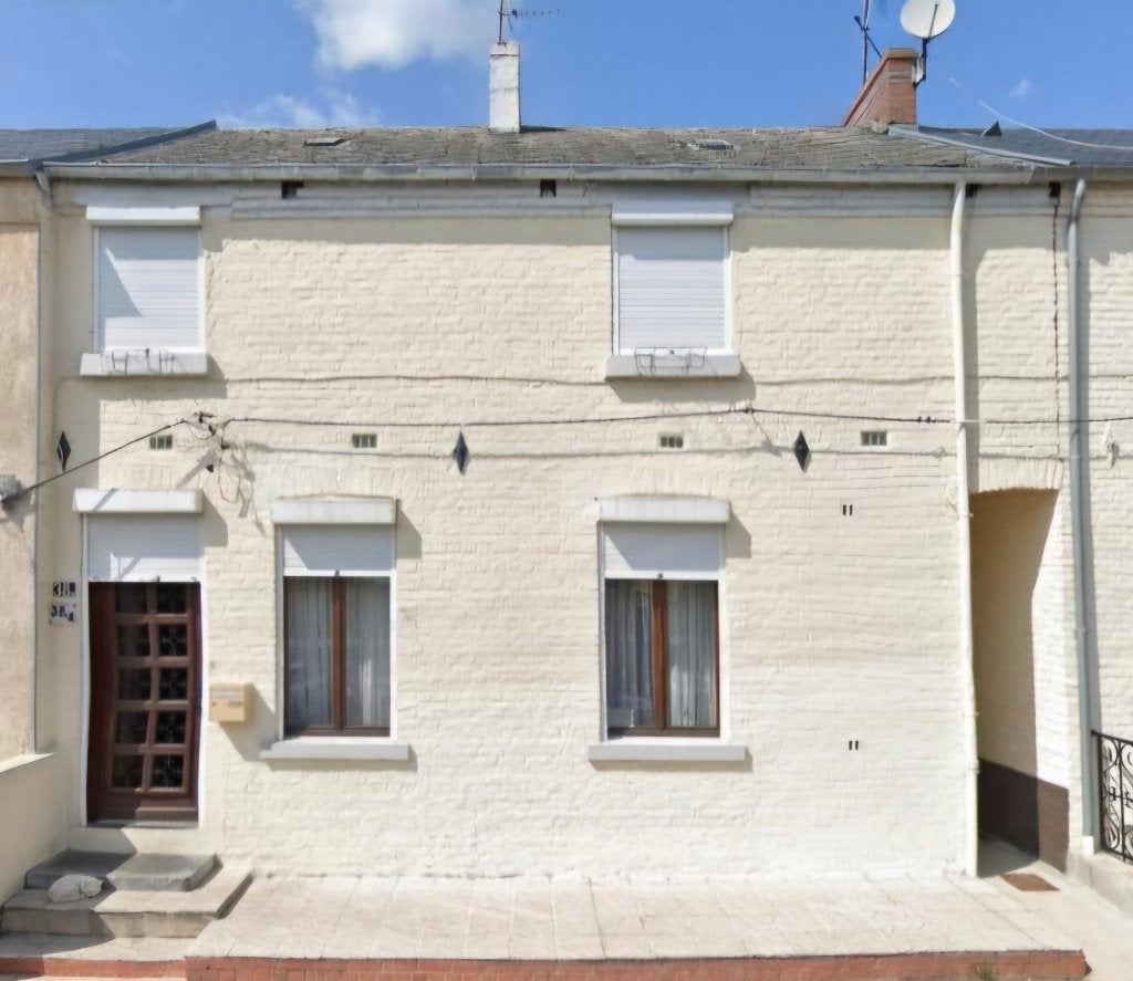 Maison semi individuel possibilité de faire 2 LOGEMENT, Immo, 9 pièces, 99 m², 200 à 500 m², Province de Hainaut