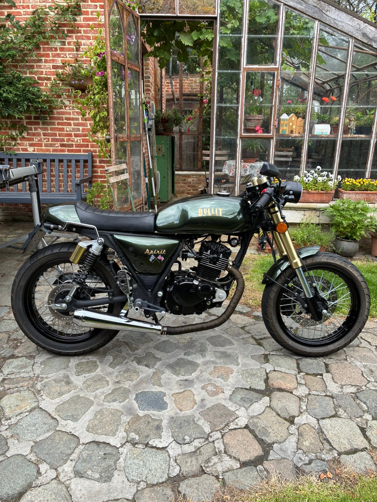 Bullit spirit 125cc, Permis Moto A1 minimum, Éclairage LED, 1 cylindre, Manuelle